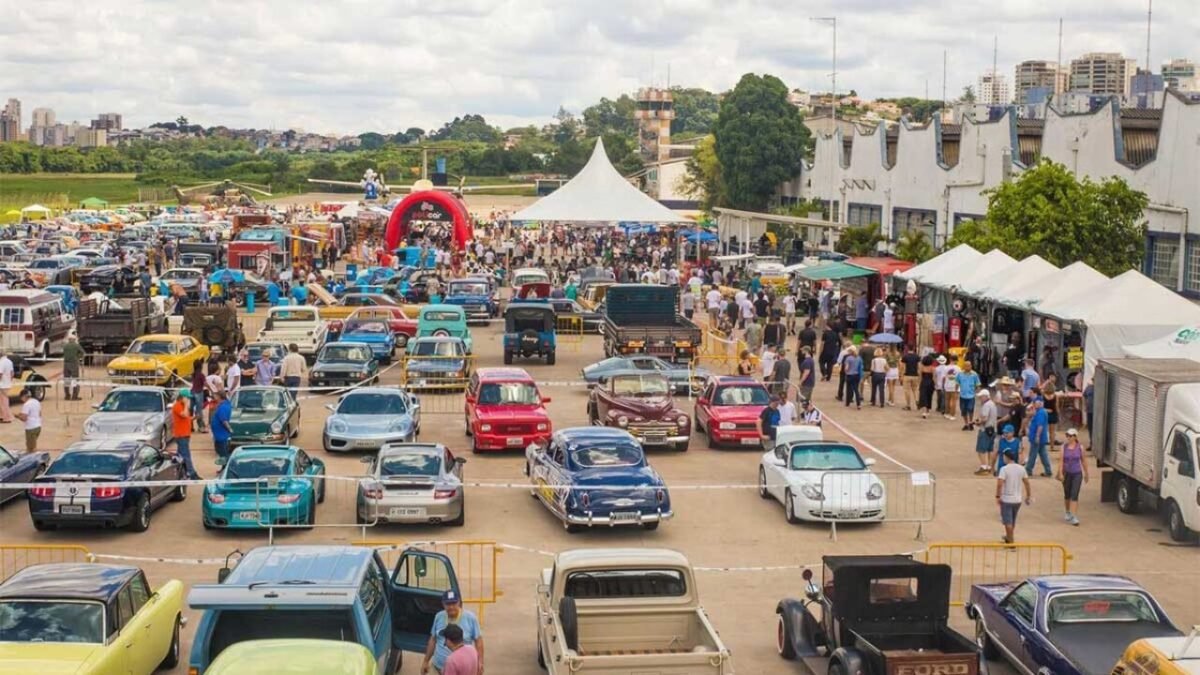 Carros Antigos no Campo de Marte 2026: Entrada Grátis
