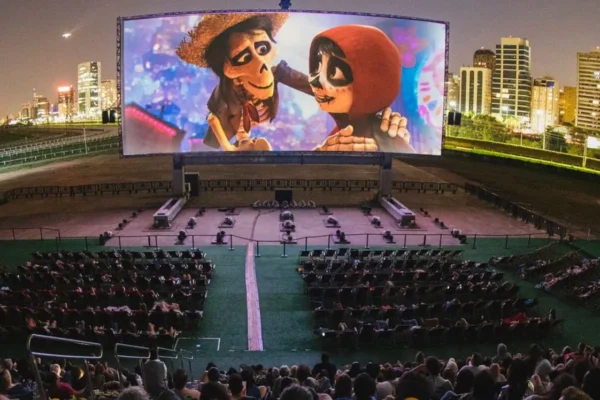 Cinema ao Ar Livre no Jockey: Guia do Open Air SP