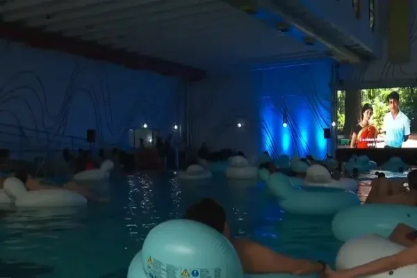 Sesc Vila Mariana recebe 2ª edição do festival de cinema na piscina